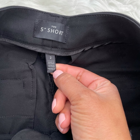 WHBM 5” shorts - Picture 4 of 5